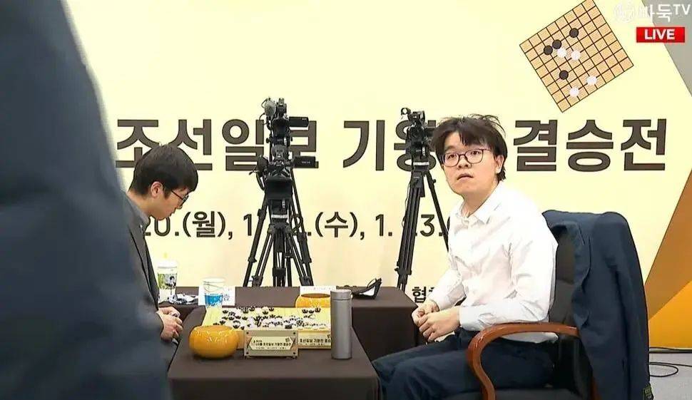 皇冠信用网正网_韩围棋协会将修改围棋规定皇冠信用网正网，韩国网友呼吁裁判承认卞相壹犯规