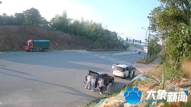 皇冠信用網需要押金吗
_暗访长沙地下代孕实验室：无牌车单日转运超10名女性进入