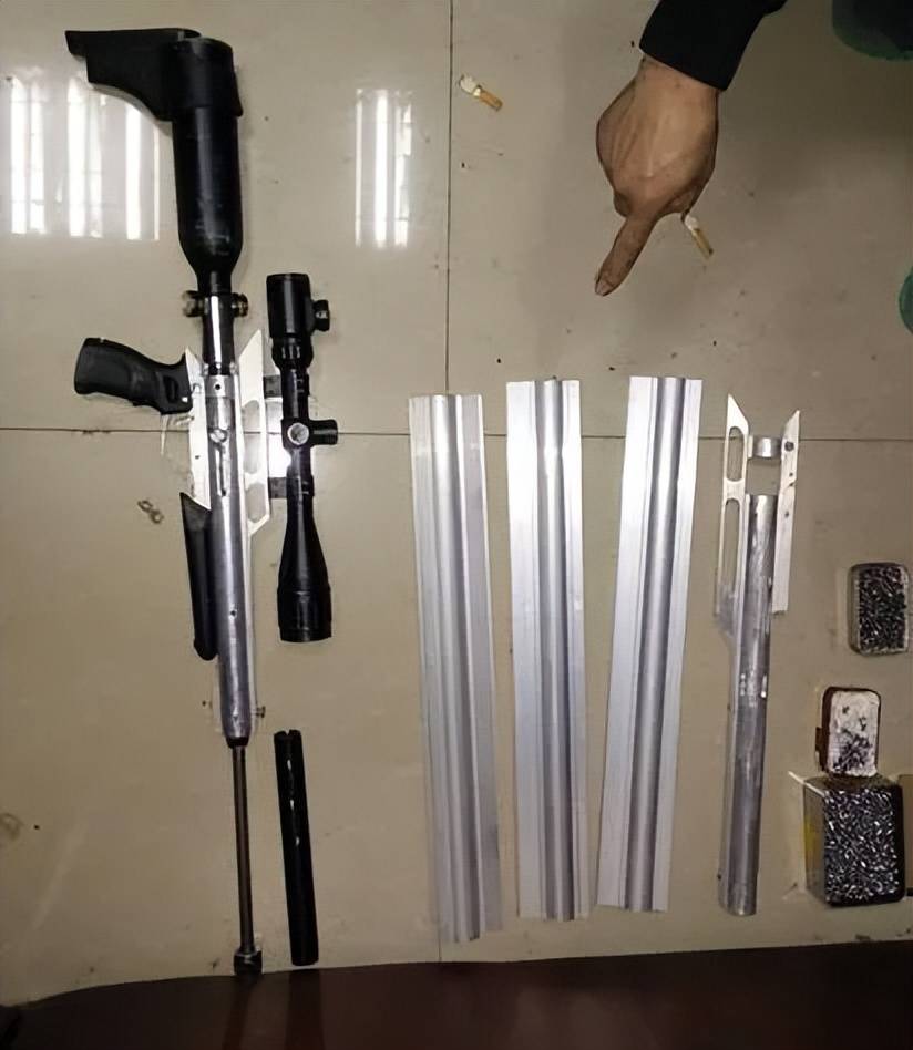 世界杯信用网正网
_头部中弹!近日安徽18岁男孩深夜遭遇枪击世界杯信用网正网
,枪是从哪来的?