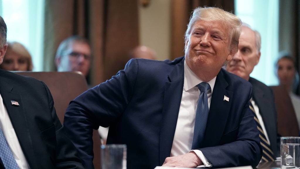 足球盘口公司网站
_中美元首见面前足球盘口公司网站
,特朗普收到好消息!中方购买美三批大豆,中方想要的,特朗普也该给了