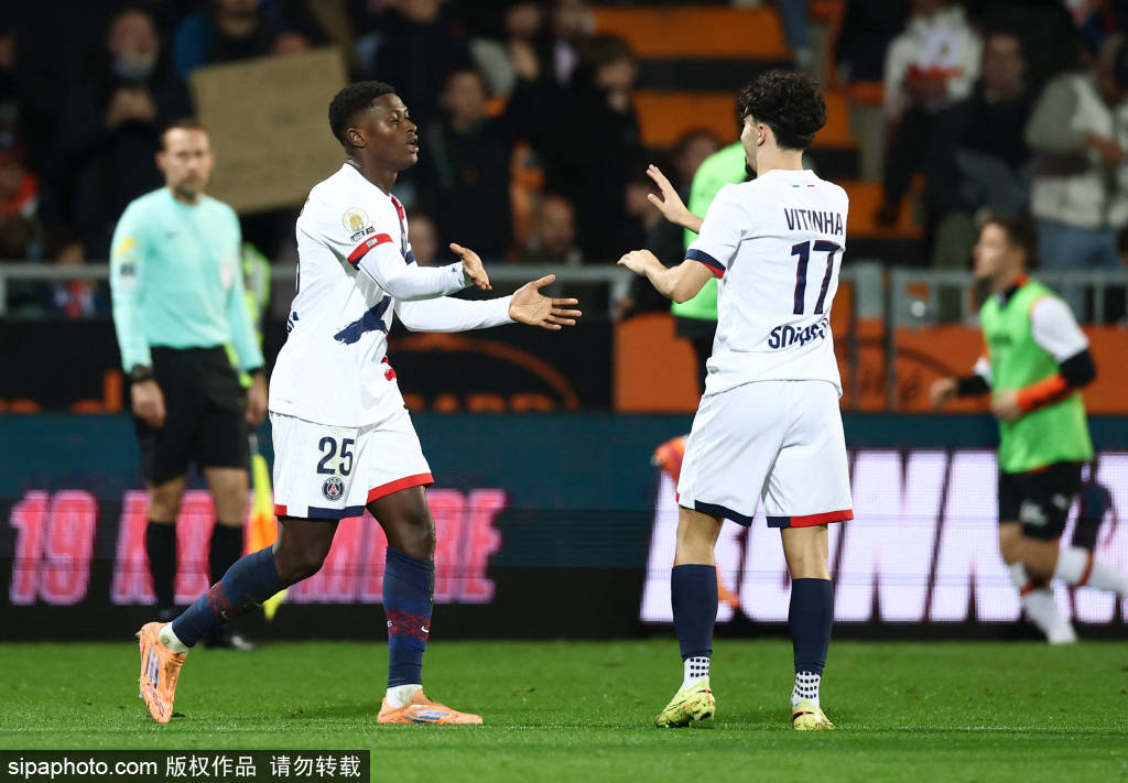 新版hga050
_刘越谈中超争冠：热热闹闹踢了一年新版hga050
，最终还是回到了上赛季的模样