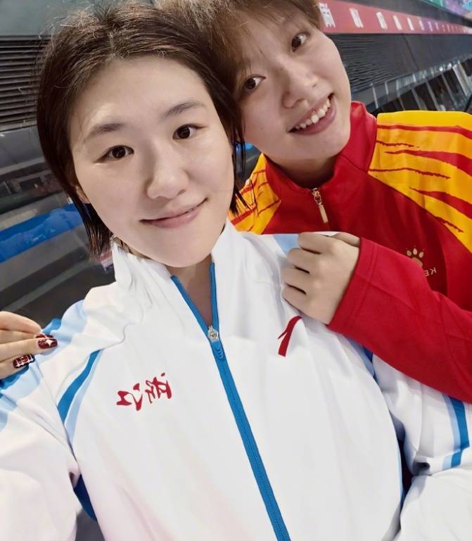 正版皇冠信用盘代理
_叶诗文发布长文：严重失眠正版皇冠信用盘代理
，内心有太多不舍