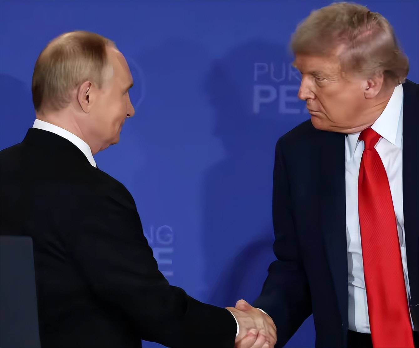 皇冠信用出租
_结束了！泽连斯基发表全国讲话皇冠信用出租
，28条砍至19条换和平，乌克兰人狂欢：终于不用提心吊胆