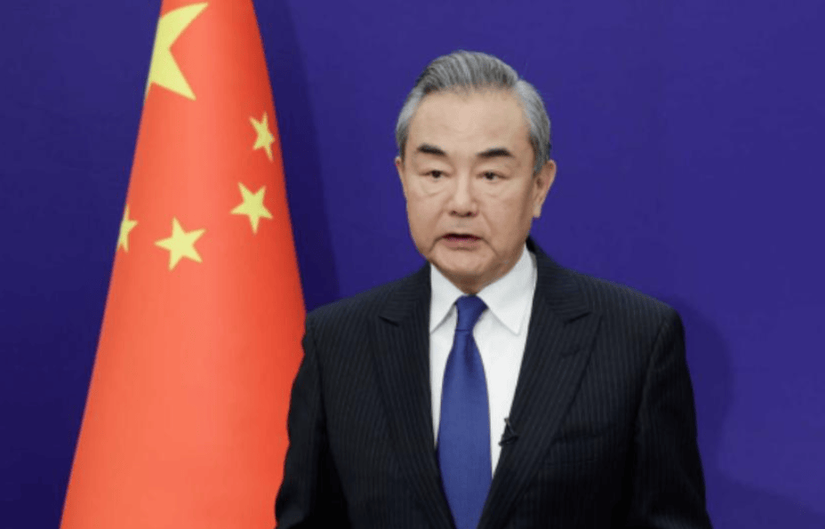 日本足球
_中方对日本发出8字警告日本足球
，中国7支舰队齐聚亚太，美媒直言：解放军海军已是全球最强！