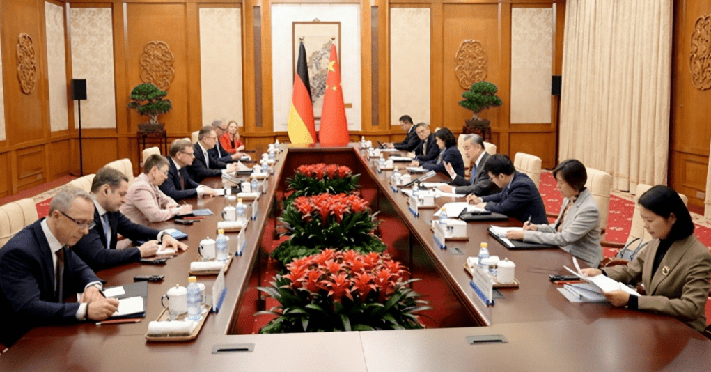 2026年世界杯赛程表
_行程结束2026年世界杯赛程表
,德国外长离开北京,临走前提出2个要求,中方态度明确!