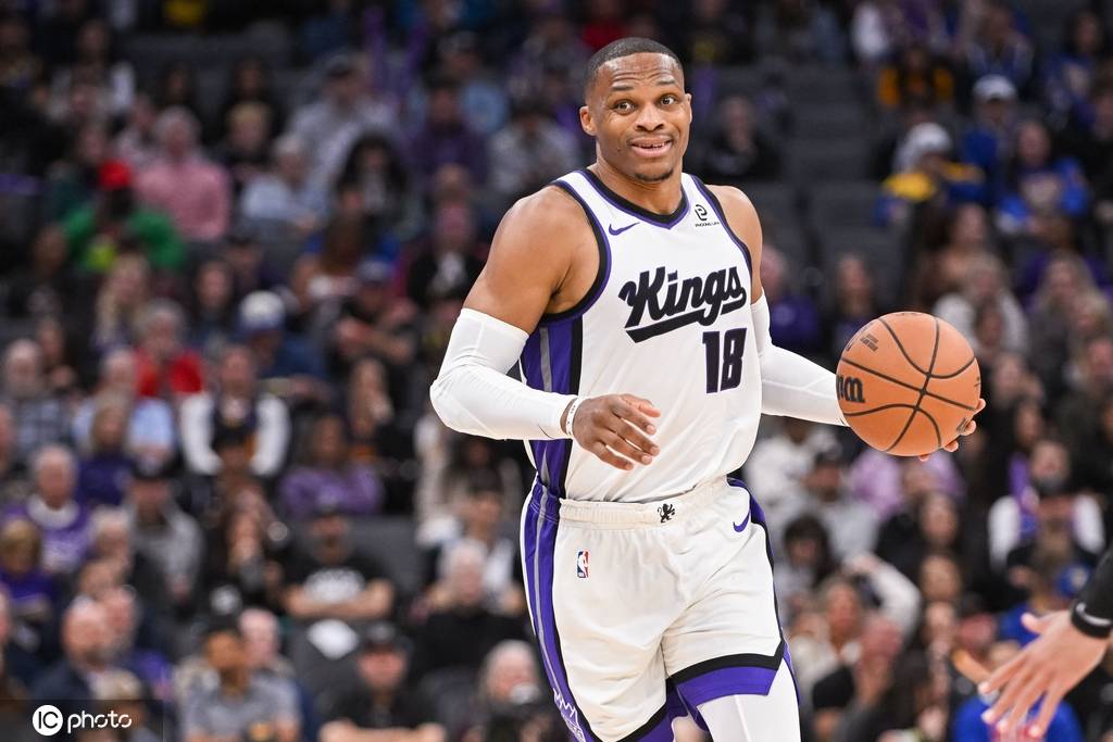 皇冠登3代理
_威少或将再次失业皇冠登3代理
!国王启动清仓大甩卖 这次会选择CBA吗?