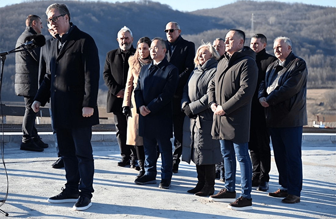 云南玉昆vs长春亚泰
_解放军围台军演云南玉昆vs长春亚泰
,不到24小时,多国选边站,特朗普的态度出人意料