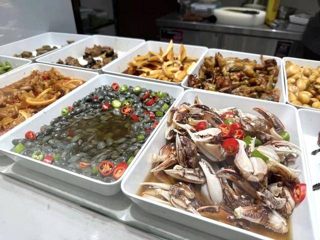 法尔肯贝里vs桑德维肯斯_闵行夜查法尔肯贝里vs桑德维肯斯！上海禁令下仍有商家自制售卖生腌