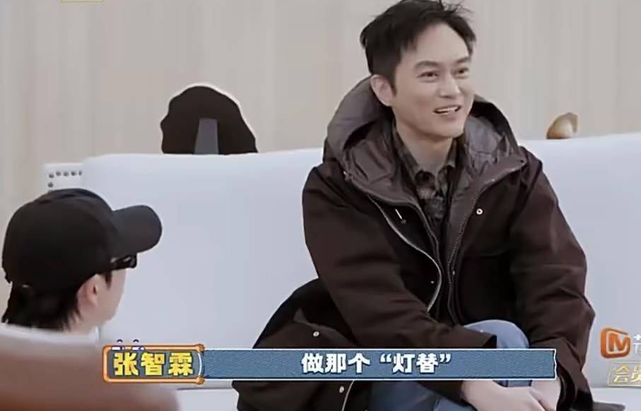 舒列夫 v 乌德勒支
_张智霖、袁咏仪的儿子在《歌手2025》实习时给陈楚生做过“光替”舒列夫 v 乌德勒支
,张智霖骄傲告诉陈楚生:儿子是学音乐的,乐器、创作、编曲都会,“比我厉害”