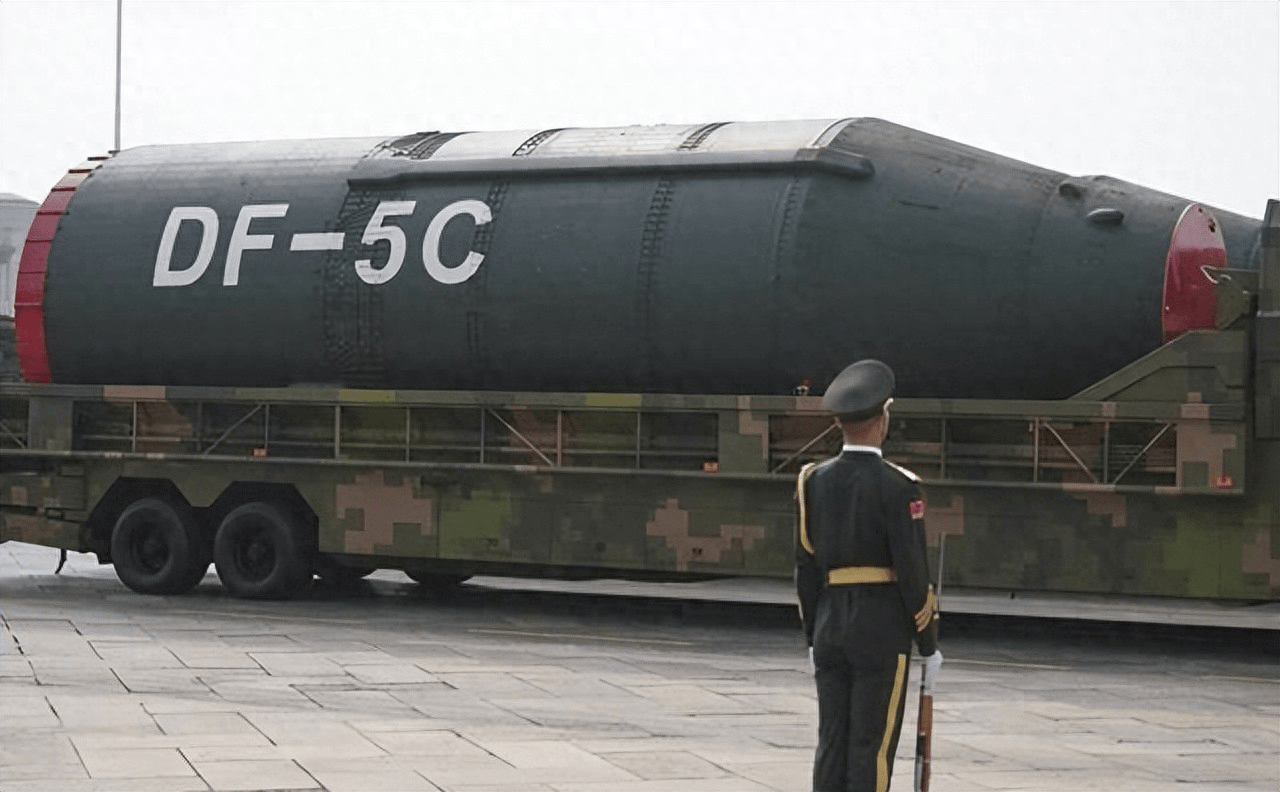 皇冠tg @mos011_美媒点评东风 5C：惊悚！若发射一枚到美国皇冠tg @mos011，会酿成怎样的景象？