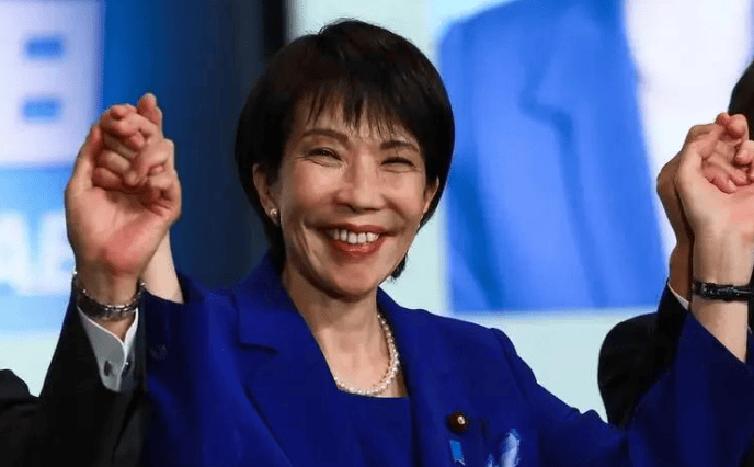 皇冠信用网哪里申请_沉默48小时后皇冠信用网哪里申请,日本政要齐改口,关键证据曝光,高市早苗已经圆不上