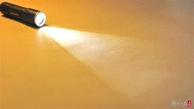 皇冠信用盘额度
_宁波市原副市长王仁洲皇冠信用盘额度
,主动投案