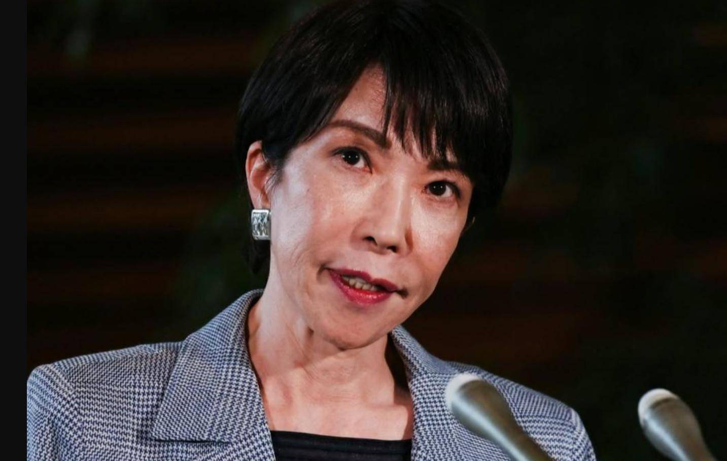 皇冠上下级联系_解放军点名清算日本皇冠上下级联系，不到24小时，高市政府收到通知，向中国谢罪